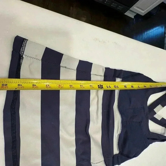 Lululemon sports bra & tank combo racer criss cross back navy & white sz 2 - Picture 6 of 6